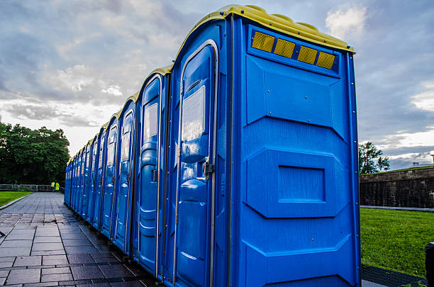 Portable Toilet Options We Offer in Taft Heights, CA